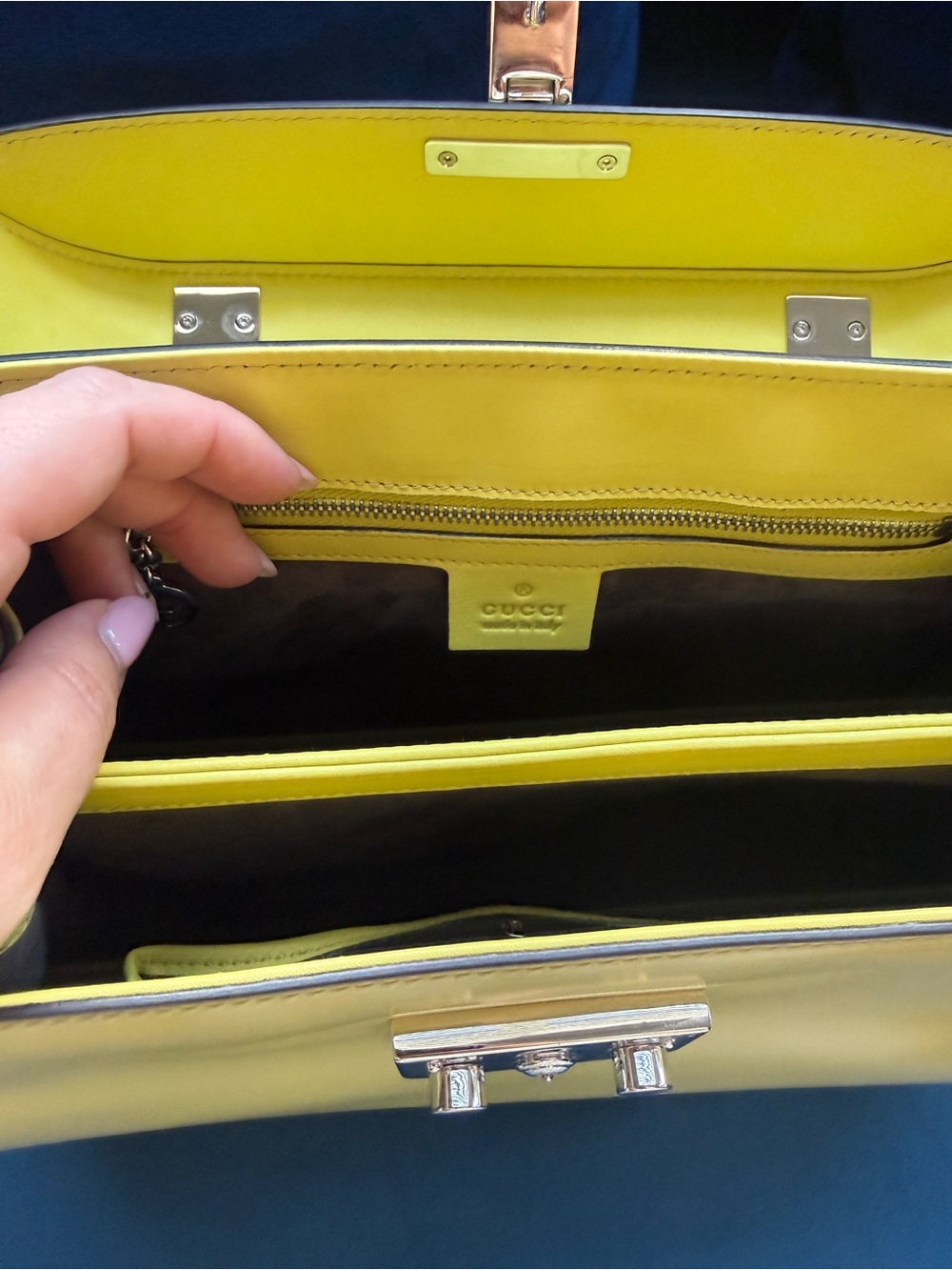Authentic Gucci Yellow Lady Lock Bamboo-Handle Purse, excellent condition - Picture 6 of 7